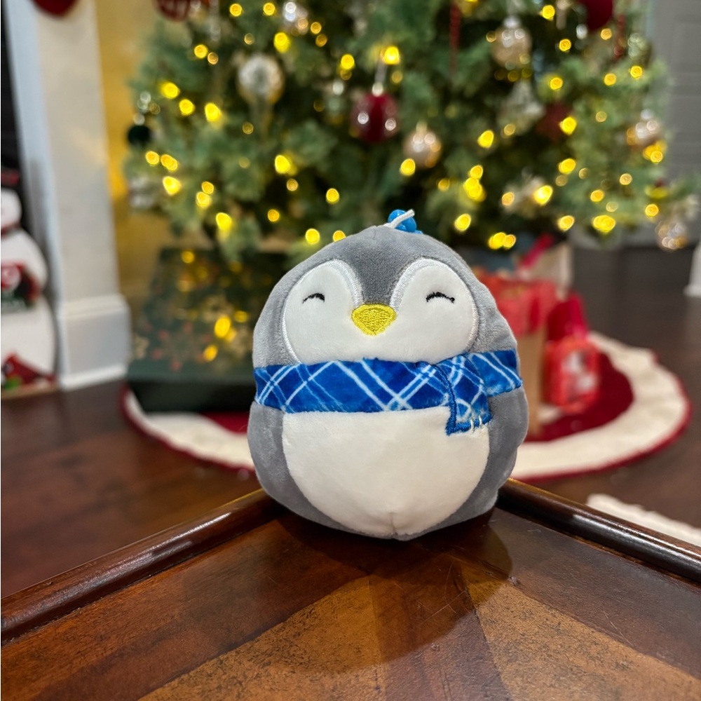 Keychain Squishmallows Jen the Penguin
